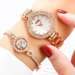 Polshorloges merk armband horloges set luxe dames geometrische bangle kwarts klok dames pols voor Valentine's Day GiftWristwatches iri