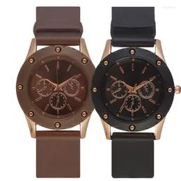 Relojes de pulsera Marca Correa de silicona Relojes para mujer Moda Versátil Falso Tres Ojo Cuarzo Reloj De Mujer Reloj de lujo al por mayor