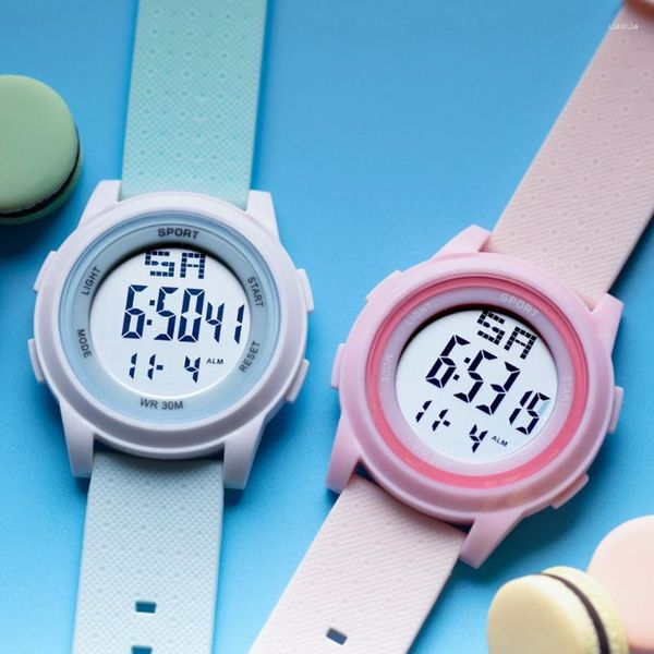 Relojes de pulsera Marca Reloj deportivo para mujer Multifuncional Electric Girl Student Digital Drop