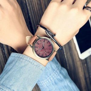 Montres-bracelets Toile Denim Straps Montre Roman Fashion Quartz Cadeau pour les amoureux des amis Montres Femmes