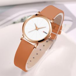 Polshorloges Casual Fashion Watch voor vrouwen vrouwelijke minimalistische stijl lederen riem luxe dames formele horloges