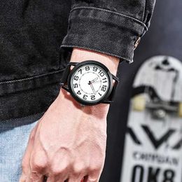 Relojes de pulsera Relojes informales para Hombre, relojes de pulsera deportivos resistentes a los golpes, Reloj negro, Reloj de cuarzo para Hombre 24319