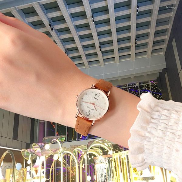 Montres-bracelets Casual Femmes Romantique Ciel Étoilé Montre-Bracelet En Cuir Strass Designer Dames Horloge Robe Simple Belle Montre Femme Montre-Bracelet