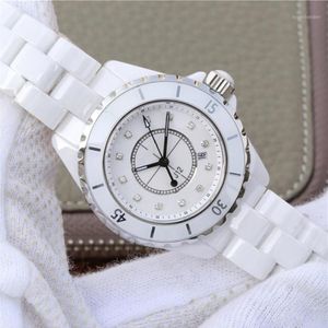 Horloges Keramiek Zwart Wit Ceramica Horloge Mannen Vrouwen Mode Eenvoudige Quartz Dame Elegante Zakelijke Jurk Watches292Q