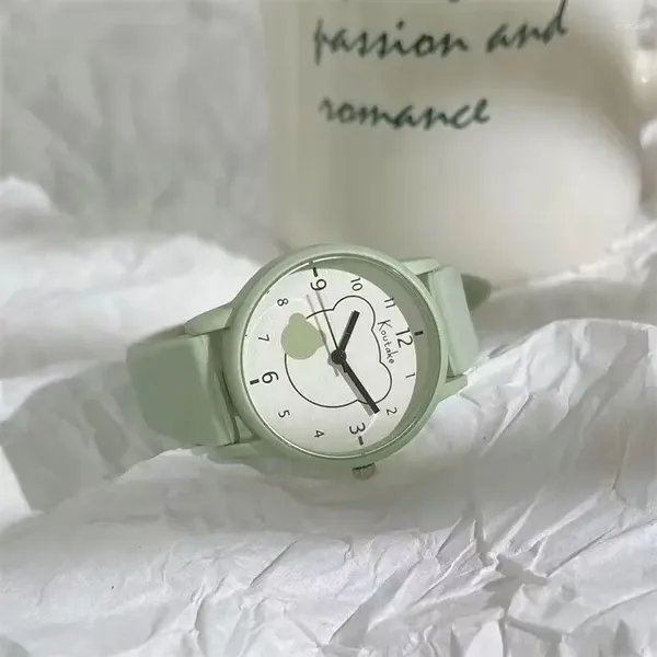 Muñecos de pulsera Diseño de relojes para niños Lindo estilo Mori Estudiante de secundaria
