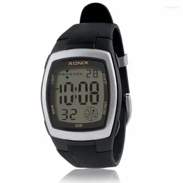 Horloges Klassiekers Heren Dames Sporthorloge Countdown LED Digitaal Student Stopwatch Waterdicht 50m Zwemmen Duiken Wekker PU-band BW