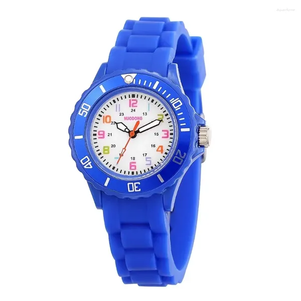 Relojes de pulsera Relojes de color para mujer Banda de silicona suave Moda Número colorido lindo Reloj para niños Fácil de leer Reloj de pulsera de cuarzo para niño y niña