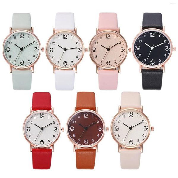 Montres-bracelets Couleurs Montre de luxe pour femmes Digital Face Ultra-mince Shell Alliage Ceinture Multi-couleur Dames Montre