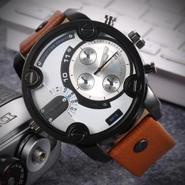 Relojes de pulsera Cool Big Case Reloj de cuarzo para hombres Relojes casuales para hombre Cagarny Correa de cuero de lujo Dual Times Miltiary Relogio Mascu278F