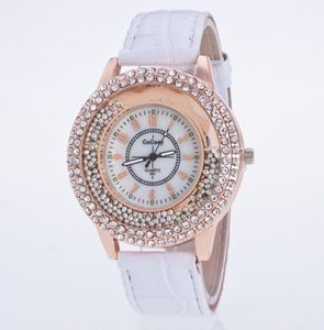 Montre-bracelets Crystal Righestone Brand Pu Leather Montre Femmes Horloge Horloge Dames Cadeaux Quartz Watch Reloj for Girls Fashion 1PCWR6411023