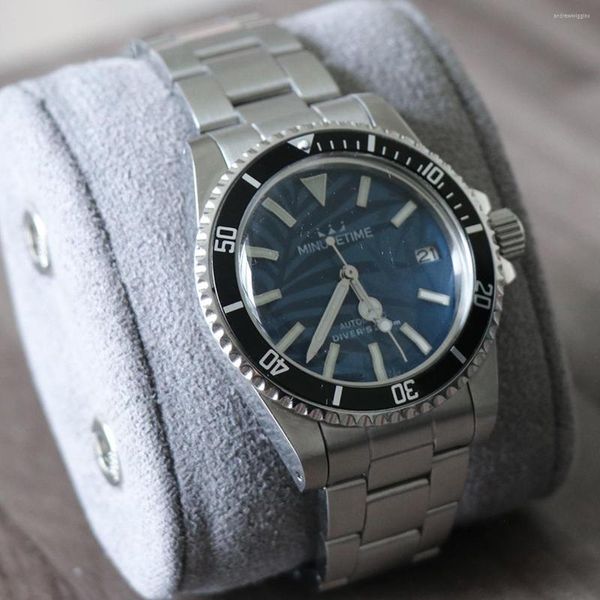 Relojes de pulsera Logotipo hecho a medida Reloj automático NH35 para hombres Acero inoxidable Impermeable Mecánico para hombre Fecha luminosa