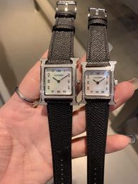 Relojes de pulsera Personalizar Cuadrado Digital Dial Reloj Damas Real Cuero Letra Logo Reloj de pulsera Diamante Mujeres Heure 21mm 26mmRelojes de pulsera