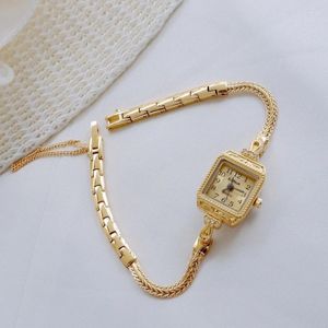 Horloges Delicaat en licht Luxe Vintage Slanke band Horloge Chique Armband Vierkant Dames Designer Cadeaus voor vrouwen