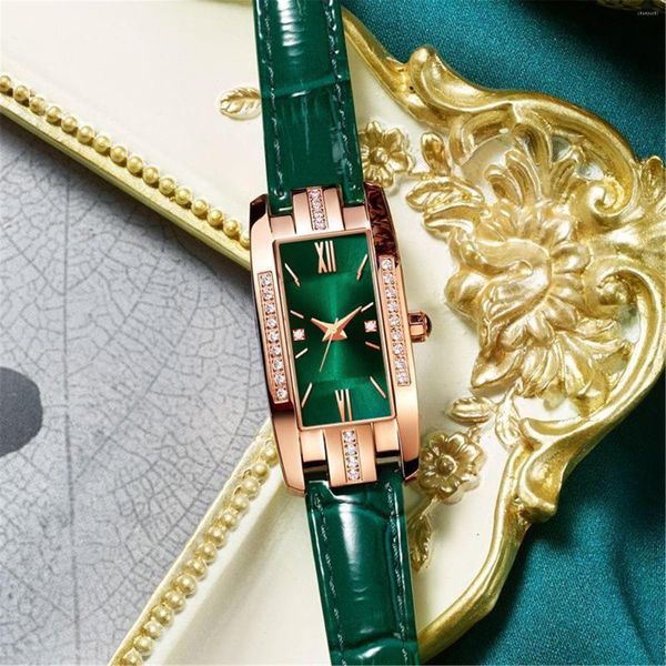 Montres-bracelets Douyin Small Green Watch Net Red Square Strap Diamond Women's Retro Fashion