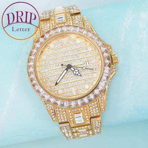 Montres-bracelets goutte à goutte lettre grande couleur dorée montre pour hommes luxe strass affaires étanche horloge Hip Hop mode bijoux 2023 tendance