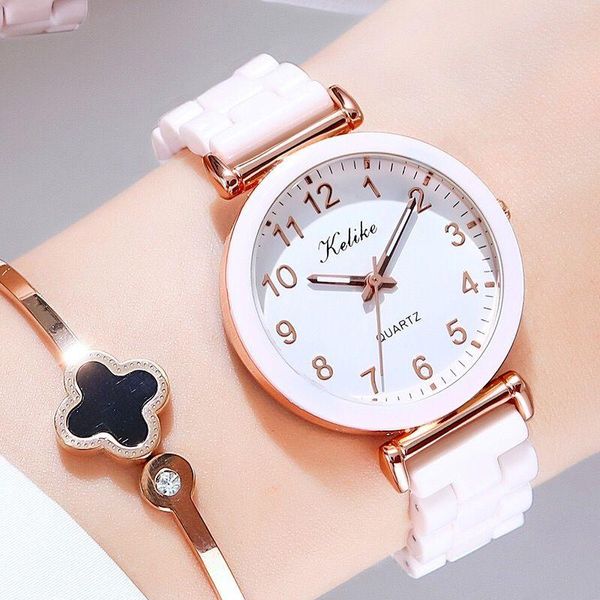 Relojes de pulsera Reloj de mujer elegante Diseño auténtico Imitación Cerámica Correa de reloj Regalo femenino Reloj de cuarzo Ins recomienda A4194