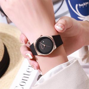 Montres-bracelets Mode 2023 Calendrier rond pour femmes Montre à quartz Simple Noir Silicone Horloge Cadeau Reloj Madera