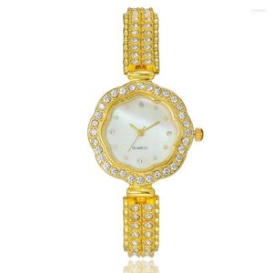 Montres-bracelets mode décontracté dames Bracelet fleur de prunier montre à Quartz femmes mignon pétale perceuse Point femmes Relogio Feminino