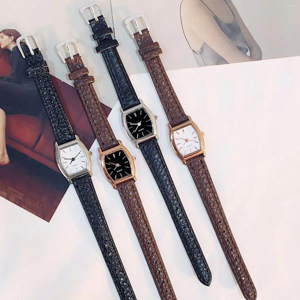 Montres-bracelets Mode Couleur Bracelet Cadran Quartz Analogique Montre Dames Montres Rétro Femme Ceinture En Cuir Montre-Bracelet Horloge Montre Femme 2024