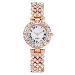 Montre-bracelets Fashion Diamond Female Quartz Watch Luxury Design Fomen Bracelet Bijoux Horloge Hand