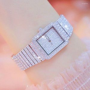 Montre-bracelets Fashion Diamond Watch for Women Ladies Silver Square Square minimaliste Quartz MOBT FEMME UNIQUE