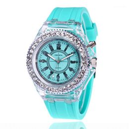 Montre-bracelettes mode flash lumineux montre la personnalité tendances des étudiants lovers jellies femme montres masculines