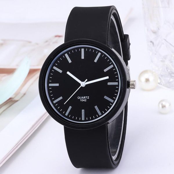 Montres-bracelets Mode Coréenne Silicone Jelly Watch Femmes Montres Bande De Caoutchouc Analogique Quartz Prix Baisse