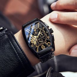 Relojes de pulsera Moda Hombre Lujo Diseño Negro Impermeable Automático Esqueleto mecánico Luminoso con correa de acero inoxidable Relojes de pulsera Hect22