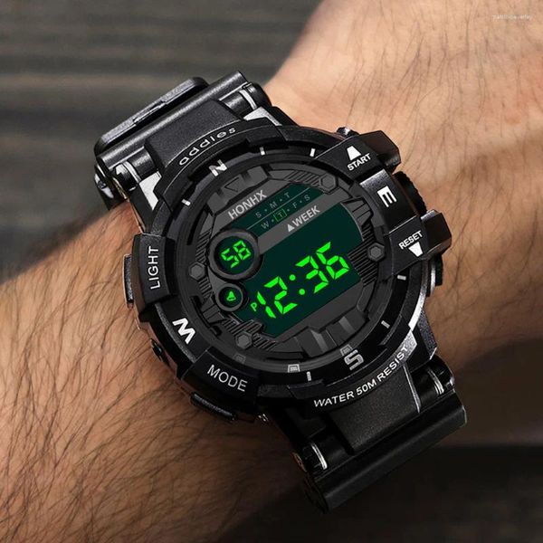 Montre-bracelets Fashion Men Life Life Imperproof LED Date numérique Military Sport Military Rubberz Quartz Watch Alarm Watches Children Montre