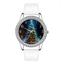 Relojes de pulsera Reloj de cuarzo de moda para mujer Esfera de fácil lectura con diseño de árbol de Navidad Relojes analógicos para trabajo y oficina unisex