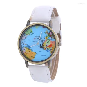 Polshorloges Fashion Quartz Bekijk mannen unisex kaart vliegtuig vliegtuig reizen rond de wereld dames lederen jurk mini voor