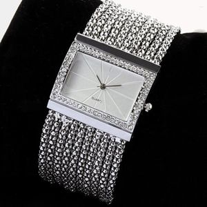 Montre-bracelets Fashion Quartz Women's Silver Tone Band Rhinestone Brangle Bracelet Watch Wristwatch Ladies Watches