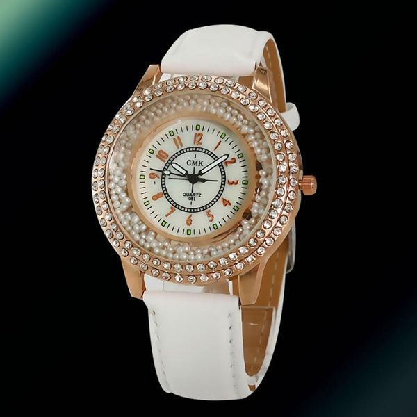 Relojes de pulsera Reloj de cuentas de diamantes de imitación de moda Reloj de pulsera Relojes de mujer Dial de cuarzo de 5 colores Pareja de cuero de lujo Relogio masculino Amor