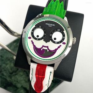 Muñecos de pulsera moda Russia Joker Street Hip-Hop Quartz Watch Genuine Leather Strap Improof Reloj Fun Fun Fiesta de pulsera versátil