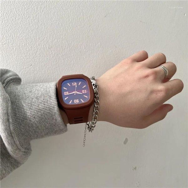 Relojes de pulsera Moda Simple Cuarzo Relojes de mujer Diseño Correa Reloj de pulsera Dial grande Reloj de mujer Drop Relogio Feminino