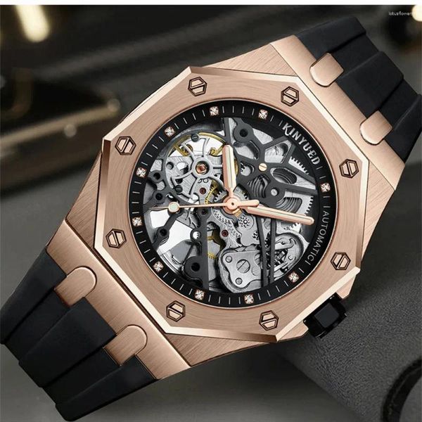 Relojes de pulsera Moda Esqueleto Reloj mecánico Top Luxury Men's Transparente Hollow Automático Reloj impermeable Reloj Hombre 2024