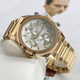 Relojes de pulsera Tendencia de moda Reloj deportivo de negocios Versátil para hombres Calendario impermeable Luminoso Cuarzo de tres ojos 3222