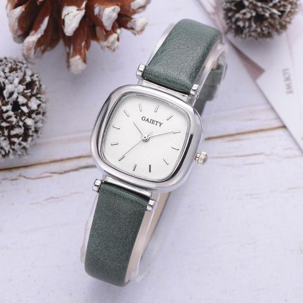 Montres-bracelets Montres de mode pour femmes 2023 Montre en cuir à quartz Horloge de luxe Femme Dames Robe Cadeau Reloj Montre Femme Uhr