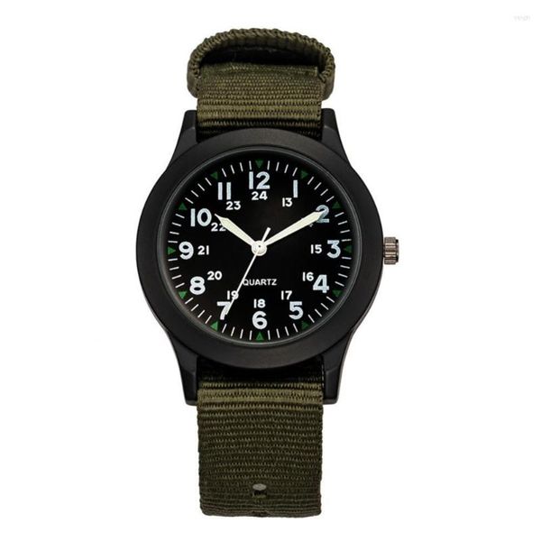 Relojes de pulsera Moda Reloj deportivo a prueba de agua Hombres Dial redondo Banda de nylon OutdoorBusiness Reloj de cuarzo Giftnbsp; nbsp;