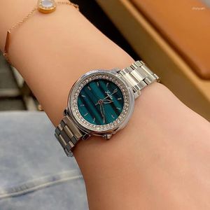 Montre-bracelets Fashion Women's Watchs Simple Vintage Small Watch 2024 Luxury Le cuir en cuir Strip Step Sports Casual Sports Clock