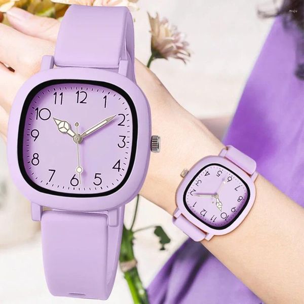 Relojes de pulsera Reloj de mujer de moda Reloj de cuarzo de silicona para reloj Regalo de Navidad Relojes de mujer para el día de San Valentín
