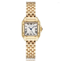Montres-bracelets mode femmes montres carré en alliage d'or bracelet de luxe dames Quartz montre-bracelet qualités femme échelle romaine horloge