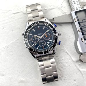 Montres-bracelets pour hommes 2023 Nouveaux montres pour hommes 40mm Six aiguilles Tous les cadrans fonctionnent Montre à quartz Top Marque de luxe Bracelet en acier Hommes Mode SEA Europe designer Omeg montres