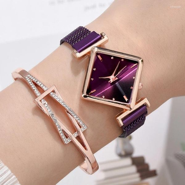 Montres-bracelets Frauen Quadrat Uhr Luxus Damen Quarz Magnet Schnalle Gradienten Farbe Uhren Relogio Feminino Fur Geschenk