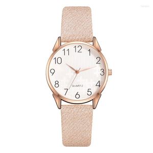 Polshorloges Fored Light Color Design Lederen Riem vrouwen horloges mode casual dames eenvoudige schaal kwarts vrouwelijk horlogegeschenken