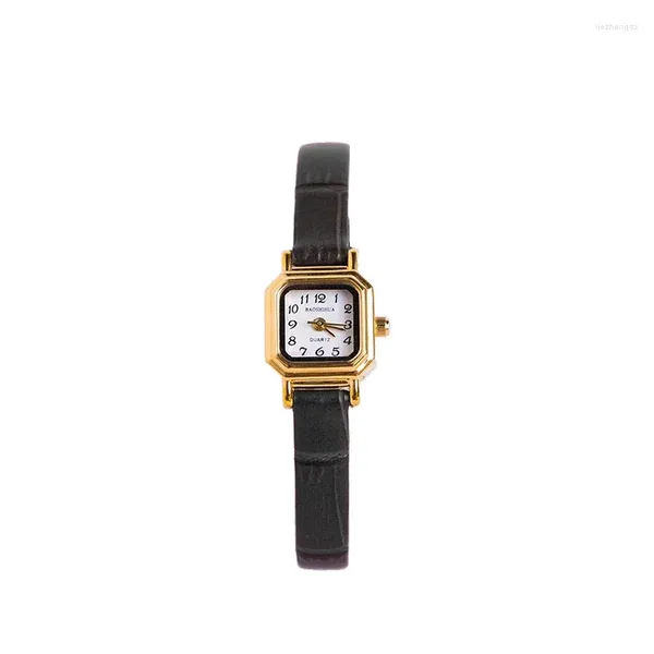 Relojes de pulsera Gema Flor Pequeño Mini Bolsillo Estudiante Digital Reloj de Oro Cuadrado Azúcar Cuero Genuino Vintage Simple Estilo de Arte de Mujer