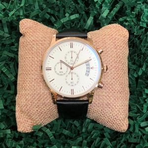 Montres-bracelets cadeau pour mari hommes montre petit ami garçons d'honneur gravé personnalisé hommes Da