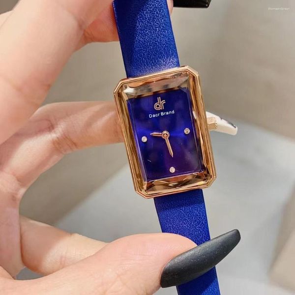 Montres-bracelets Magnifiques Montres Bleu Royal Femmes Bonbons Couleurs Bracelet En Cuir Véritable Montre-Bracelet À Quartz Carré Rectangle Résistance À L'eau