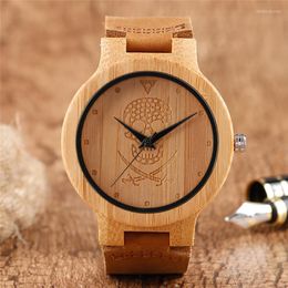 Polshorloges handgemaakte natuur houten hout gegraveerde schedel dial ontwerp herenkwarts analoge pols horloge bruine zacht lederen band uurwerk reloj