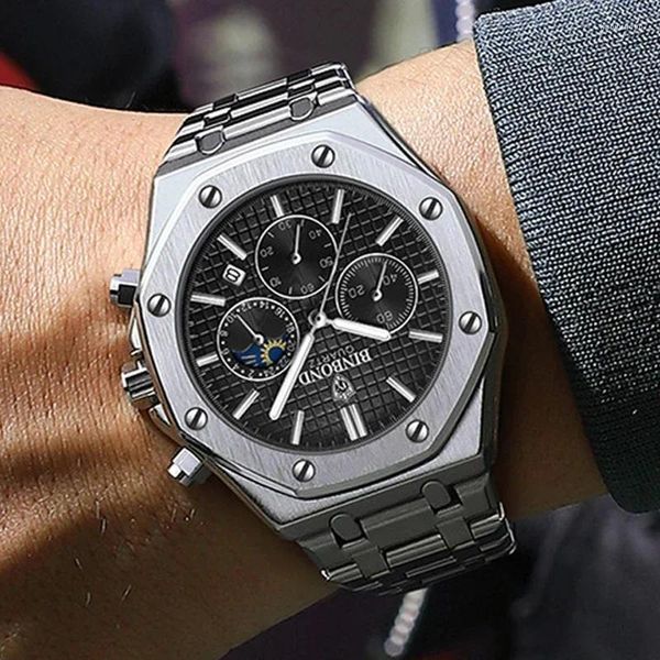 Relojes de pulsera Reloj de cuarzo de negocios de gama alta Reloj de tres ojos Cinturón de acero multifunción Hombres S Simple FashionB0161